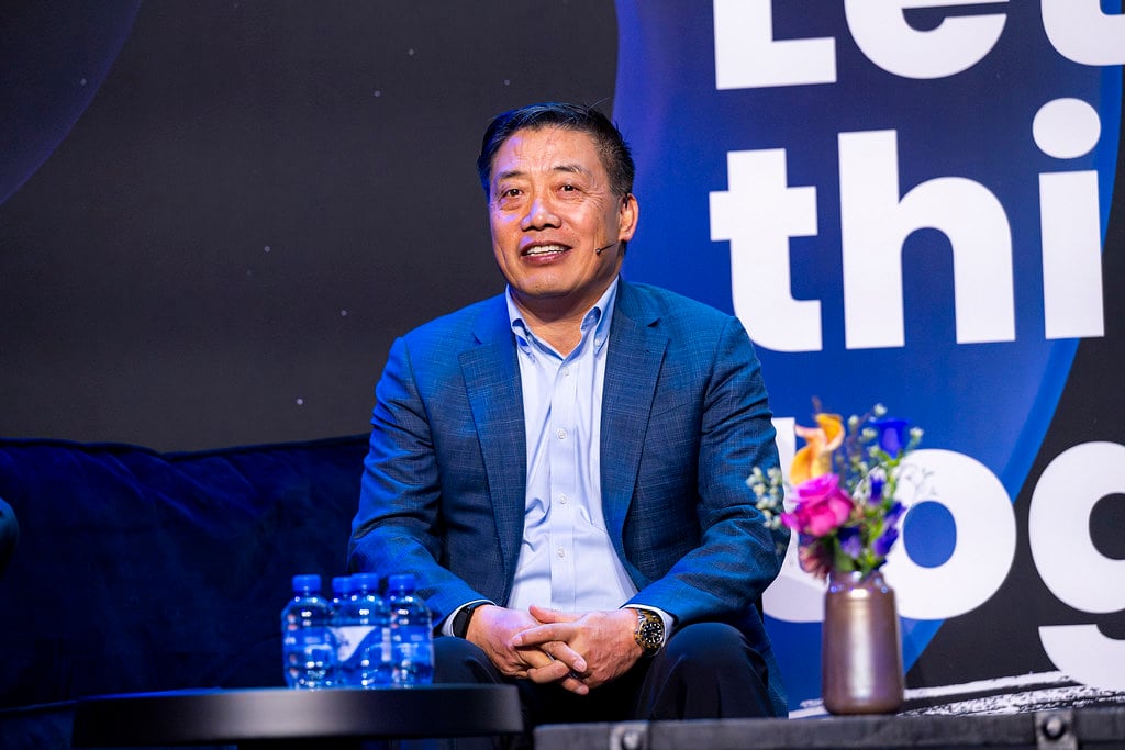 Dr. Hong Q. Hou, Semtech President and CEO, in conversation with Wienke Giezeman, CEO and Founder of The Things Industries, at The Things Conference 2025