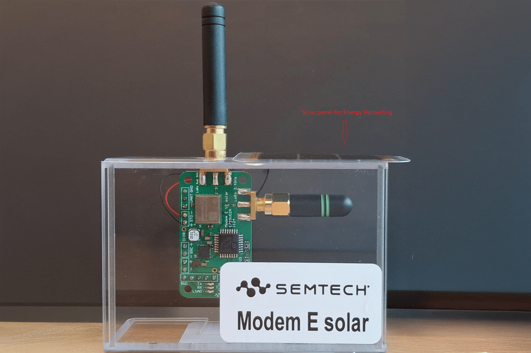 Semtech LoRa Basics Modem-E platform powered by solar energy, featuring LR1121 chip with embedded LoRaWAN stack, Dracula solar cell, and e-peas power IC demonstrating battery-less ultra-low-power IoT operation