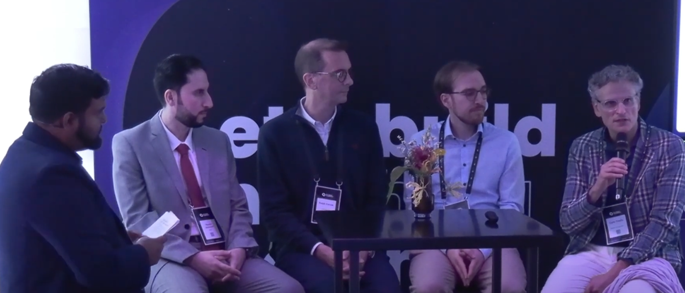 Panel discussion on LoRaWAN and water utilities with industry experts including Carlo Tinella from Semtech exploring long-term partnerships for smart water metering deployments