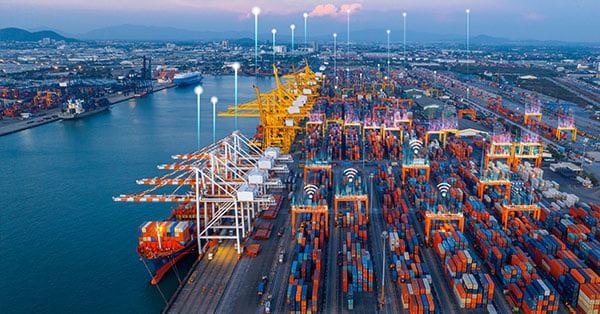 Image of San Francisco port featuring LoRa signals throughout the shipping containers and cranes